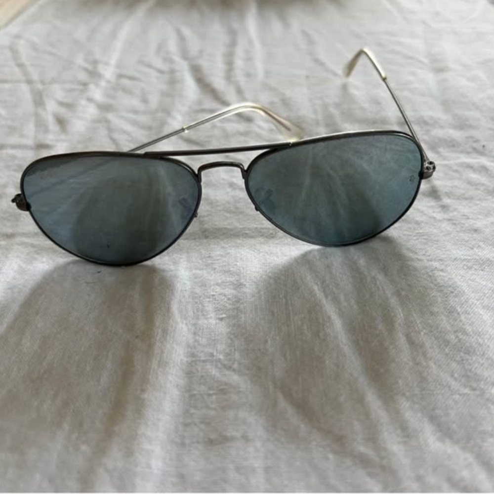 Ray-Ban Aviator Sunglasses